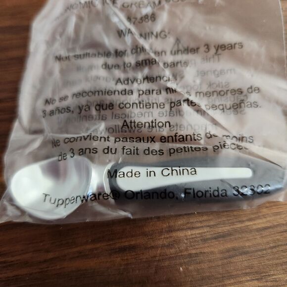 Tupperware Miniature Magnet Ice Cream Scoop Mini Ergonomic #87386 Black Set of 2 - Picture 2 of 5